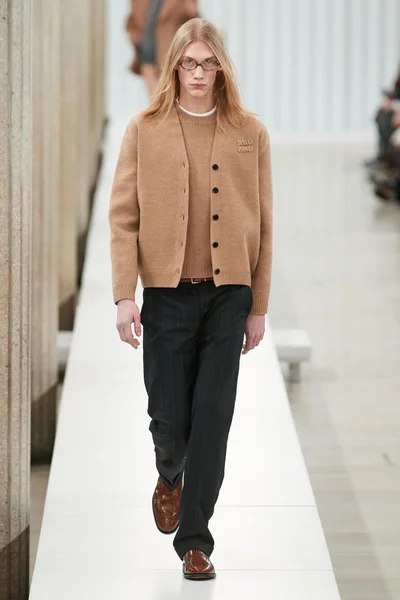 Look 20